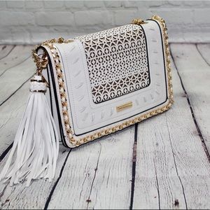 Crossover handbag